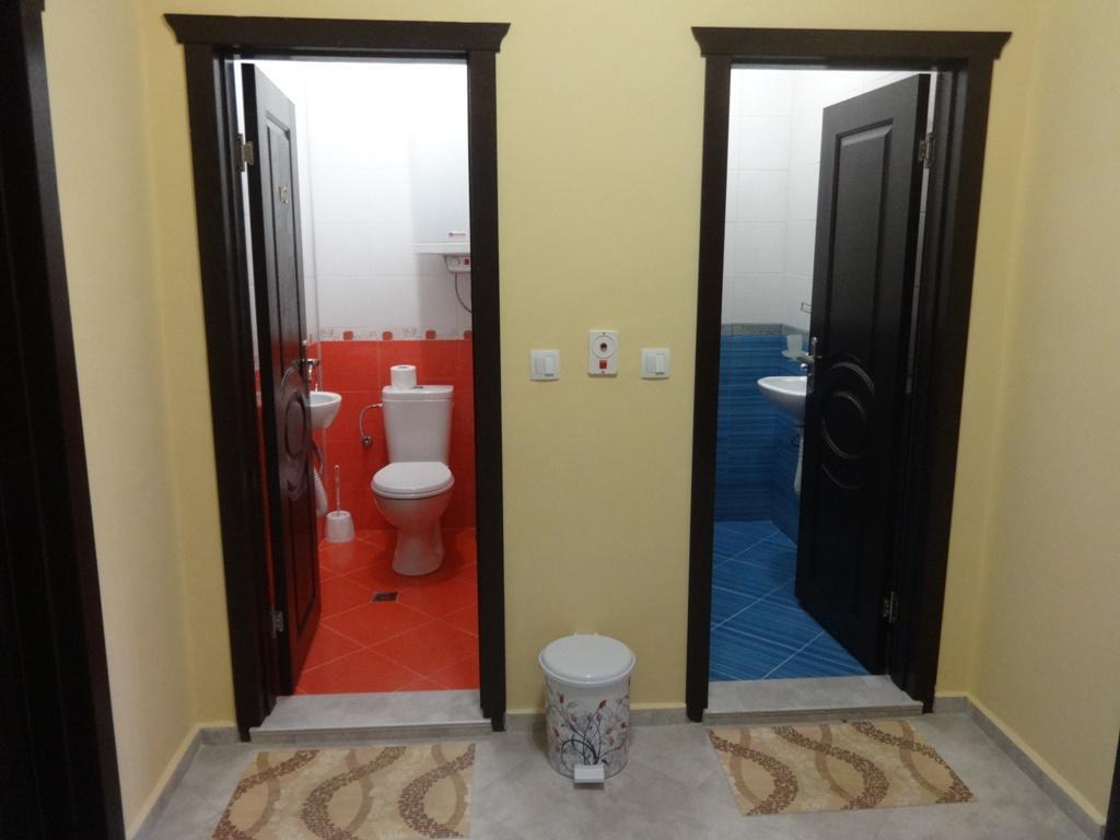 Guest House Karaulanov Elhovo  Екстер'єр фото